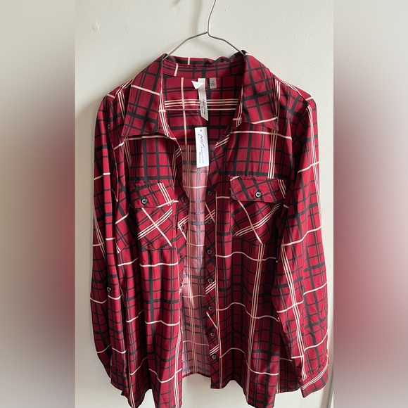 Bundle deal: One EUC & NWT.  2 NY Collection button up shirts. - Picture 14 of 15